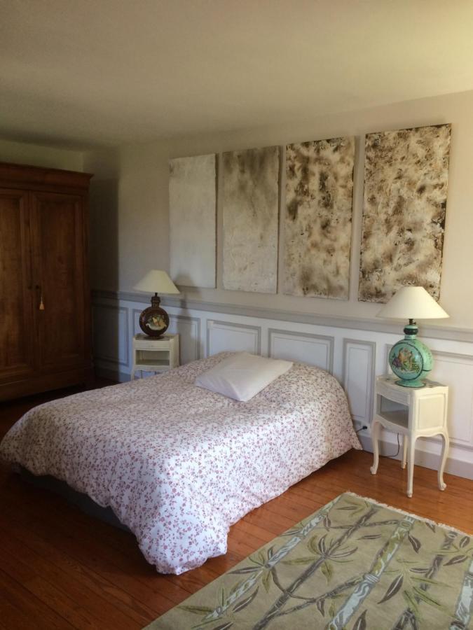 De Ma Fenetre Bed & Breakfast Saint-Martin-des-Entrees ภายนอก รูปภาพ